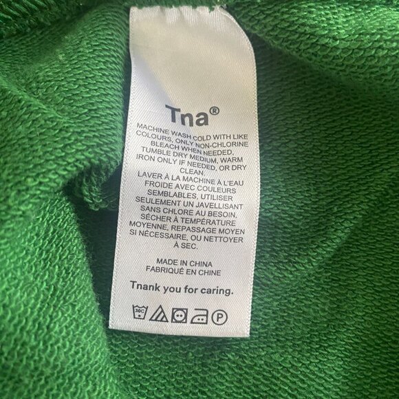 TNA Airy Fleece Perfect Hi-Rise 3” Sweatshort Size M - Picture 7 of 7